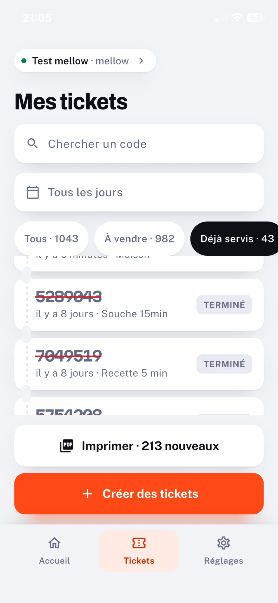 La liste des tickets : à vendre, déjà servis, barrés une fois terminés, et le bouton pour imprimer les nouveaux en PDF.